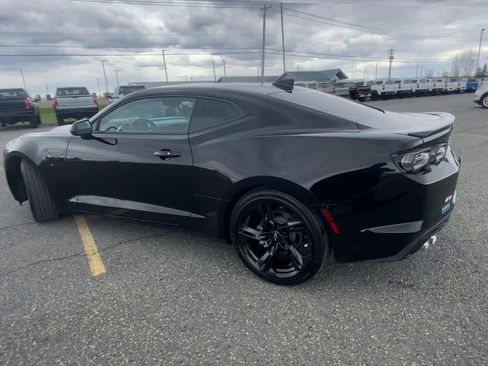 Certified 2024 Chevrolet Camaro LT w/ RS Package RWD image 6