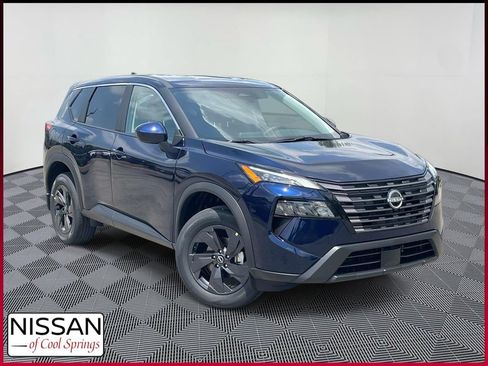 New 2026 Nissan Rogue SV AWD/4WD image 1