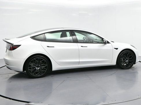 Used 2021 Tesla Model 3 Standard Range Plus RWD image 8