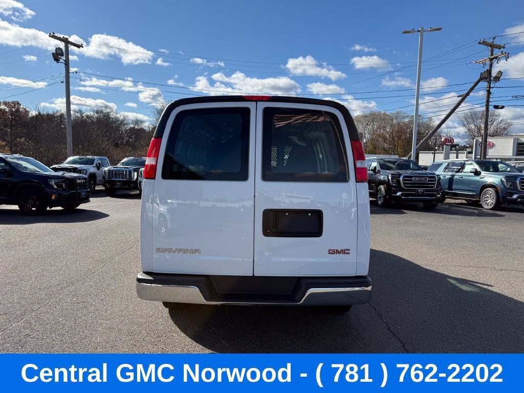 Used 2025 GMC Savana 2500 w/ Driver Convenience Package RWD image 6