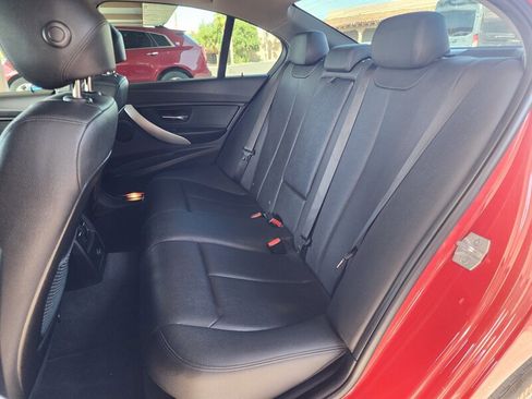 Used 2018 BMW 320i Sedan w/ Convenience Package image 70