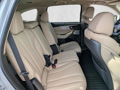 Used 2025 Acura MDX SH-AWD w/ Technology Package image 15