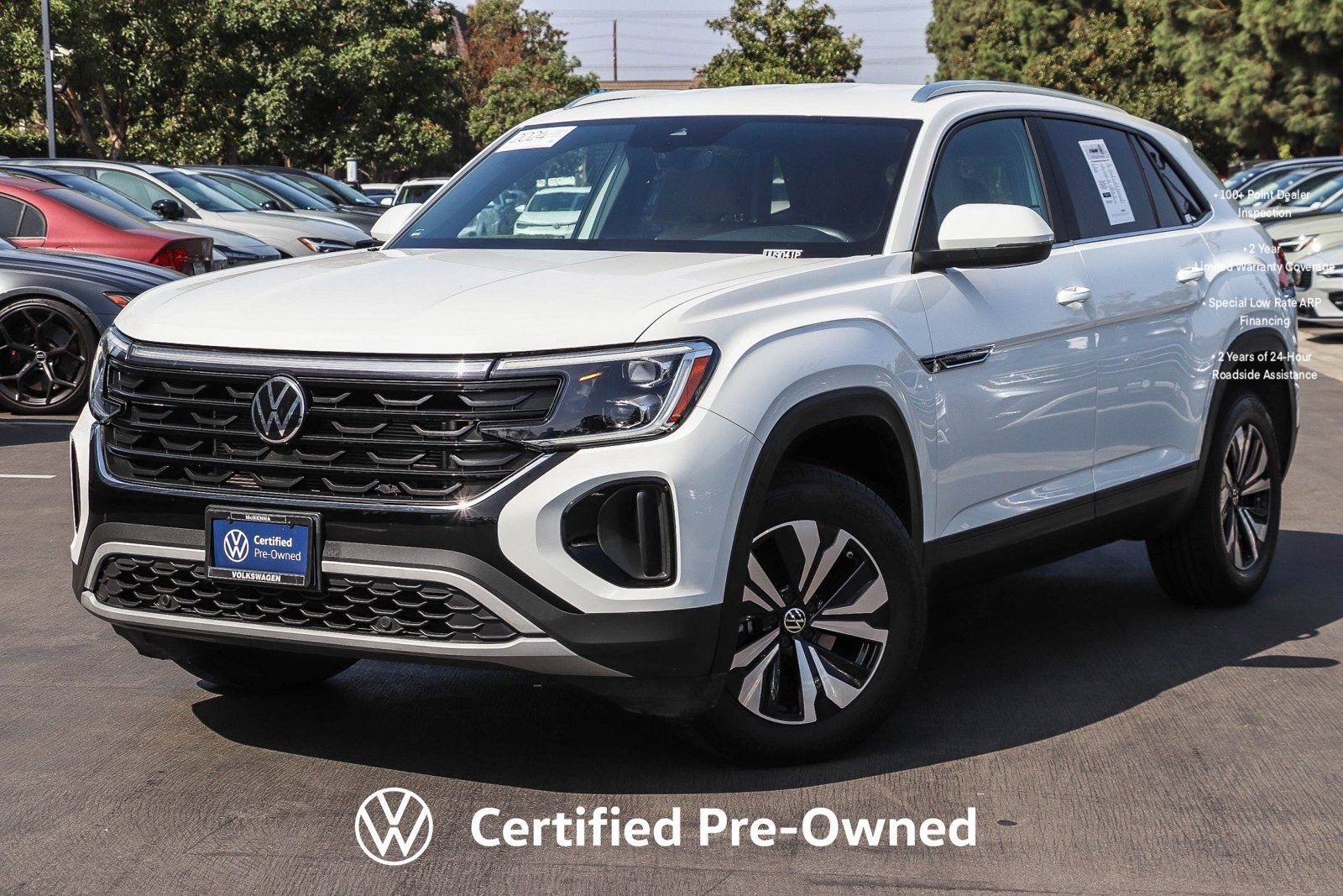 Used 2024 Volkswagen Atlas Cross Sport SE FWD image 1