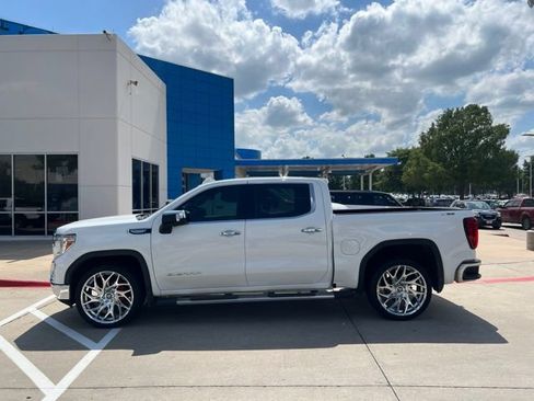 Used 2021 GMC Sierra 1500 SLT AWD/4WD image 10