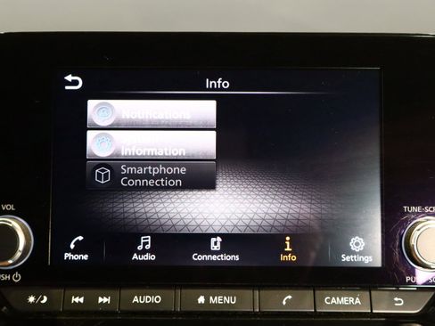 Used 2024 Nissan Pathfinder S image 36