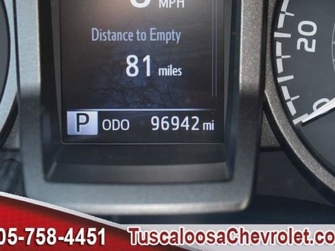 Used 2021 Toyota Tacoma TRD Off-Road w/ Technology Package AWD/4WD image 30