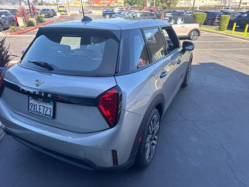 Used 2026 MINI Cooper S FWD image 8