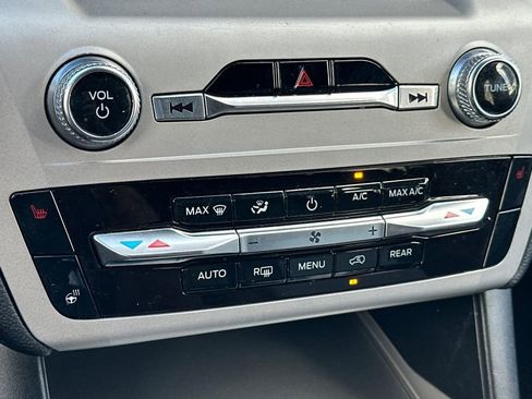 Certified 2023 Ford Explorer XLT w/ Equipment Group 202A image 25