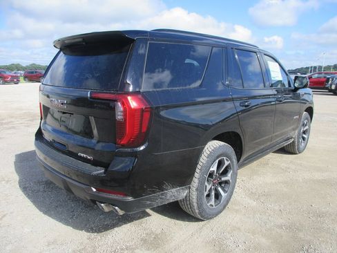 New 2026 GMC Yukon AT4 Ultimate AWD/4WD image 4