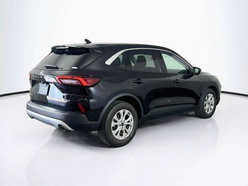 Used 2024 Ford Escape Active FWD image 9