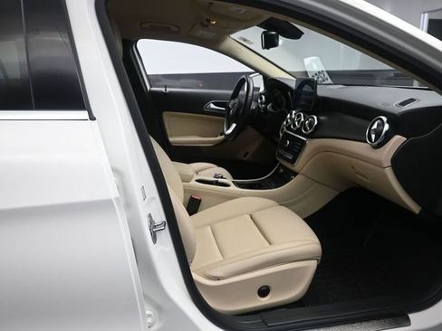 Used 2019 Mercedes-Benz GLA 250 GLA 250 image 27