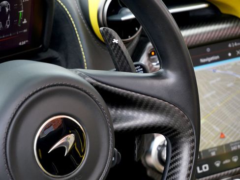 Used 2022 McLaren 720S Luxury RWD image 12