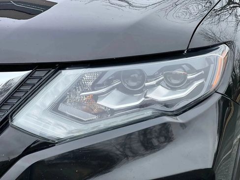 Used 2017 Nissan Rogue SL w/ SL Premium Package AWD/4WD image 9