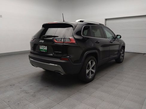 Used 2020 Jeep Cherokee Limited image 9
