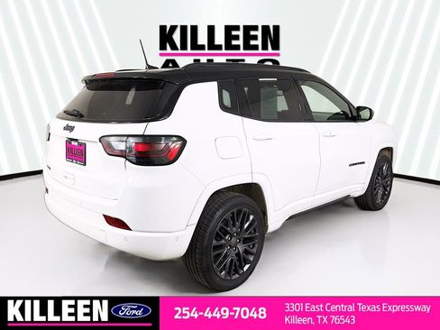 Used 2024 Jeep Compass Limited w/ Driver Assist Group I image 8