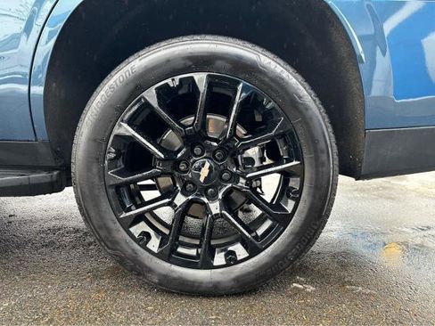 Used 2025 Chevrolet Tahoe LS image 4