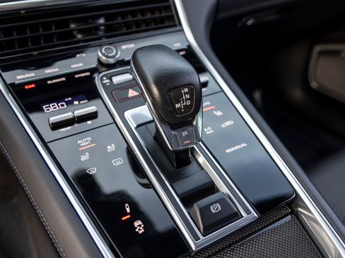 Used 2018 Porsche Panamera Turbo S image 44