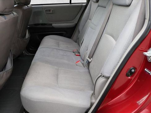 Used 2004 Toyota Highlander 4WD V6 image 21