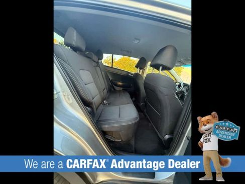 Used 2021 Kia Sportage LX AWD/4WD image 15