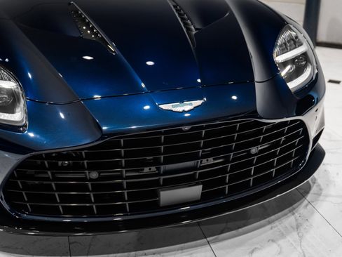 New 2026 Aston Martin Vanquish Convertible image 47