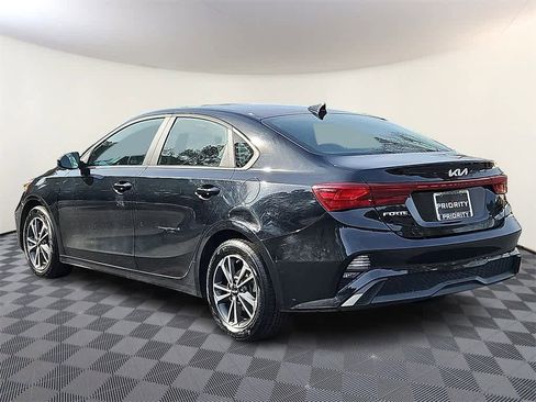 Used 2024 Kia Forte LXS image 5