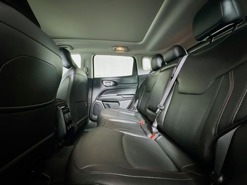 Used 2022 Jeep Compass Trailhawk w/ Trailhawk Elite Group image 29