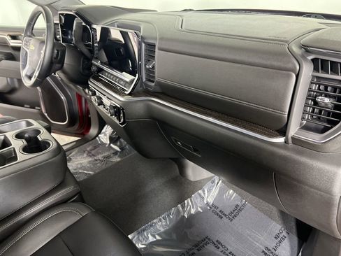 Used 2023 Chevrolet Silverado 1500 LT w/ Leather Package image 27