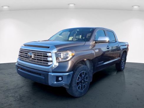 Used 2018 Toyota Tundra Limited image 2