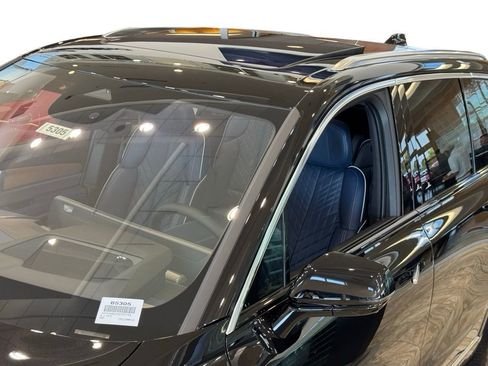 New 2026 Cadillac Vistiq Premium Luxury image 11