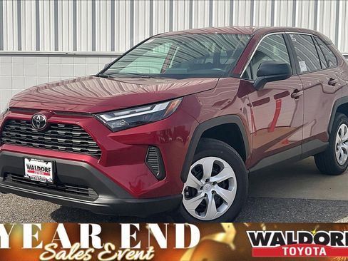 New 2025 Toyota RAV4 LE image 2