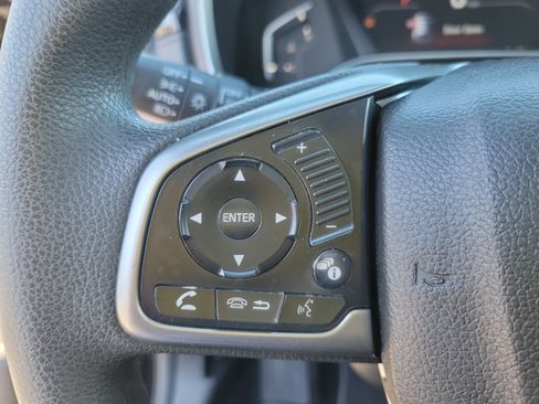 Used 2018 Honda CR-V EX image 3