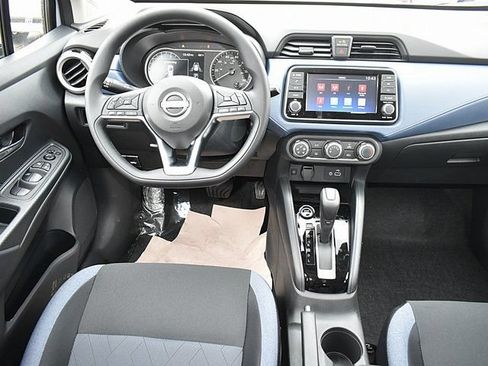 New 2025 Nissan Versa SV w/ Trunk Package FWD image 10
