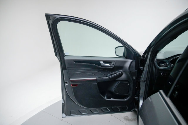 Used 2025 Ford Escape ST-Line FWD image 23