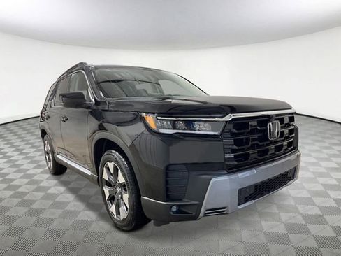 New 2026 Honda Pilot Touring image 9