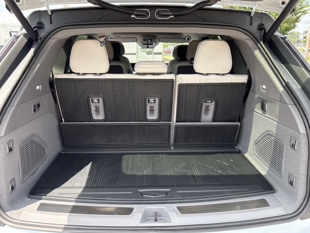 New 2026 Cadillac Escalade IQ AWD Sport 1 w/ LPO, Floor Liner Package image 52