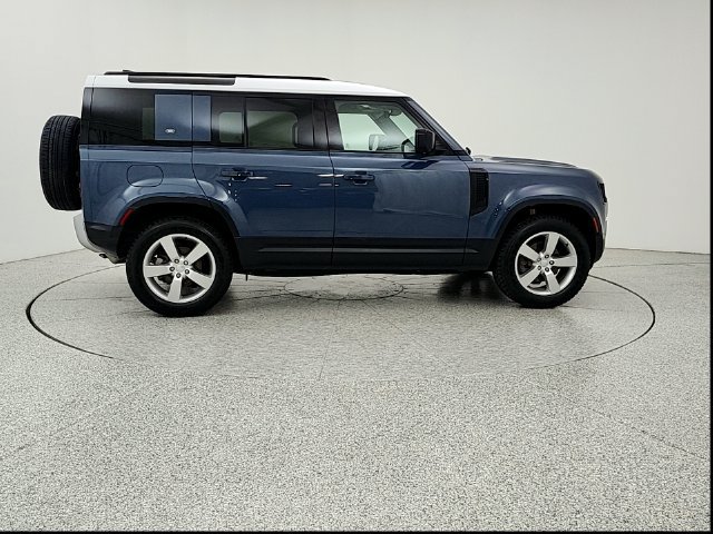 Used 2023 Land Rover Defender 110 S AWD/4WD image 4