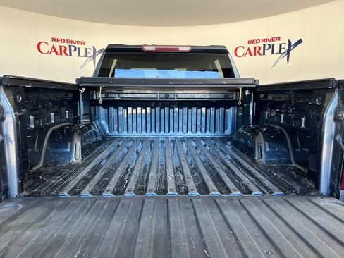 Used 2019 Chevrolet Silverado 1500 LT w/ Texas Edition RWD image 22