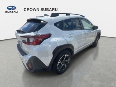 Used 2024 Subaru Crosstrek 2.0i Premium AWD/4WD image 4