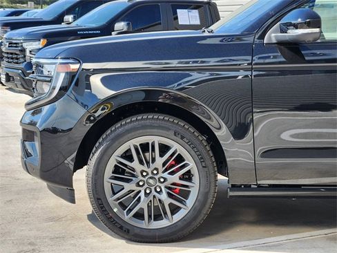 New 2025 Ford Expedition Max Platinum w/ Stealth Performance Package image 5