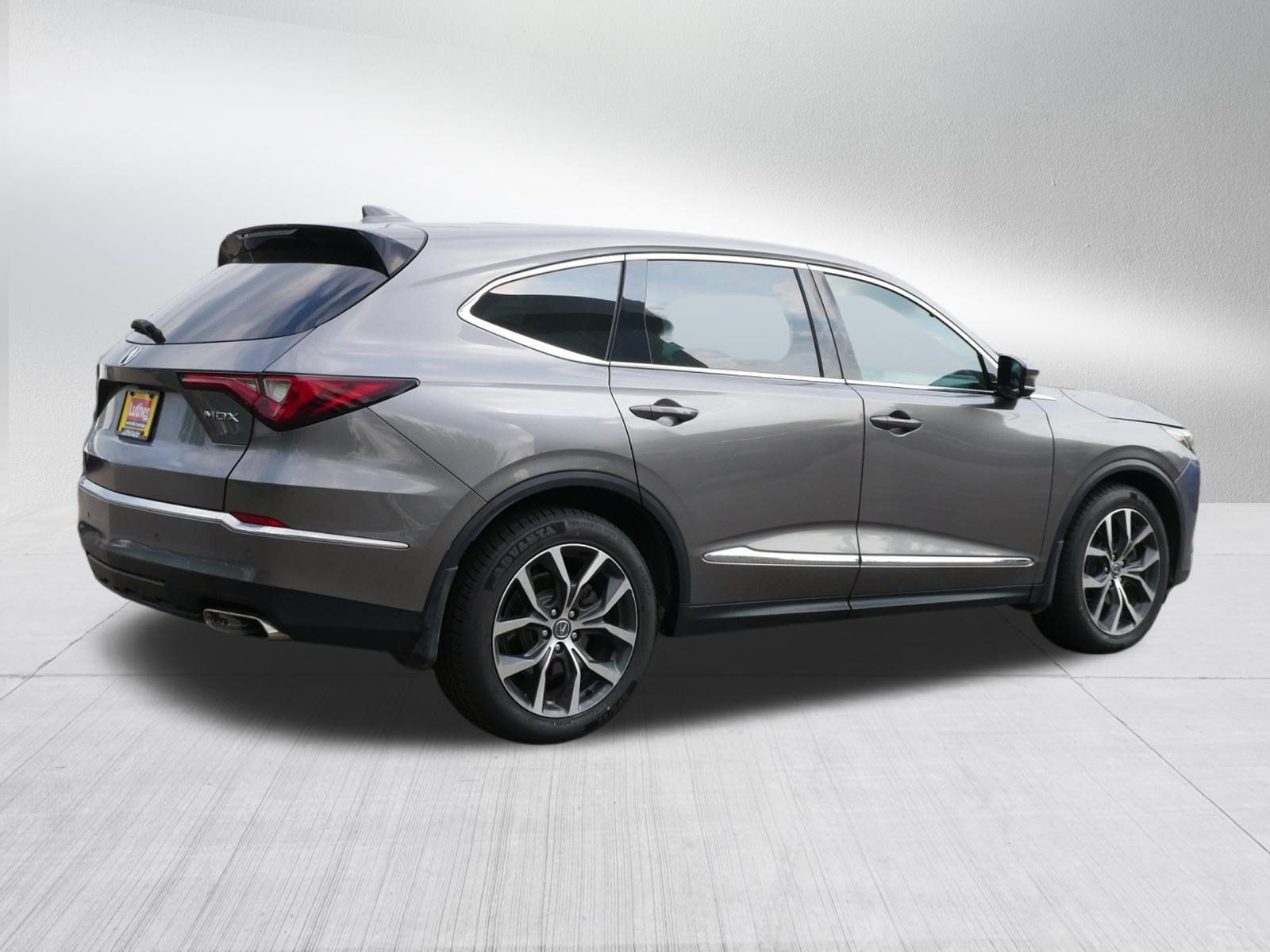 Certified 2024 Acura MDX w/ Technology Package AWD/4WD image 7