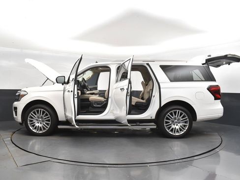 Used 2022 Ford Expedition Max Platinum image 48