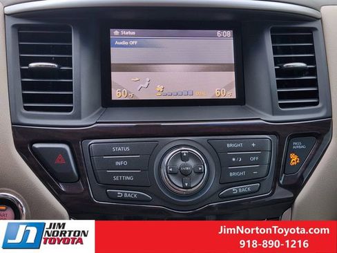 Used 2015 Nissan Pathfinder SL w/ Trailer Tow Package FWD image 18