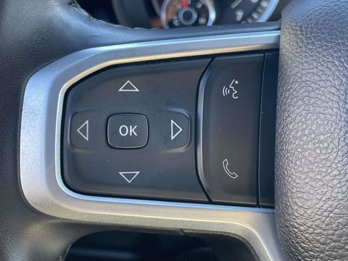 Used 2024 RAM 2500 Big Horn w/ Bed Utility Group image 11