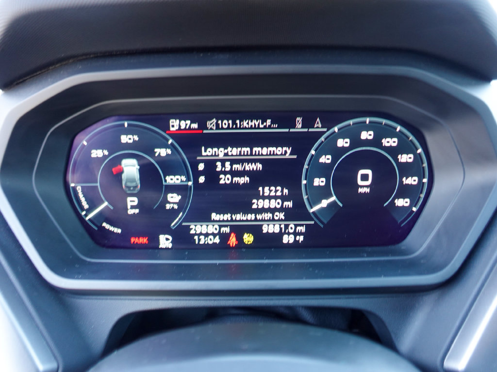 Used 2023 Audi Q4 e-tron Premium Plus w/ Premium Plus RWD image 13