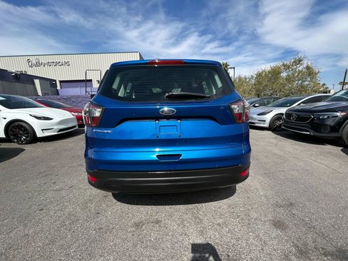 Used 2017 Ford Escape S image 5
