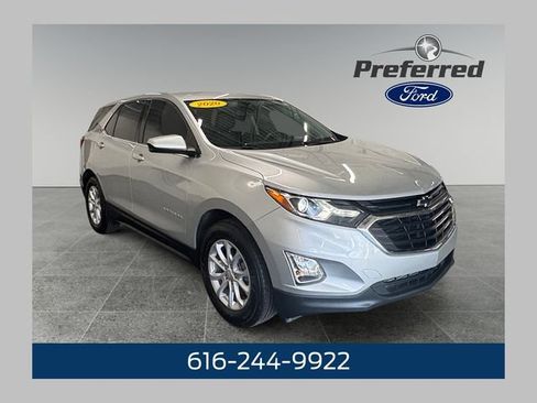 Used 2020 Chevrolet Equinox LT w/ Driver Convenience Package FWD image 1