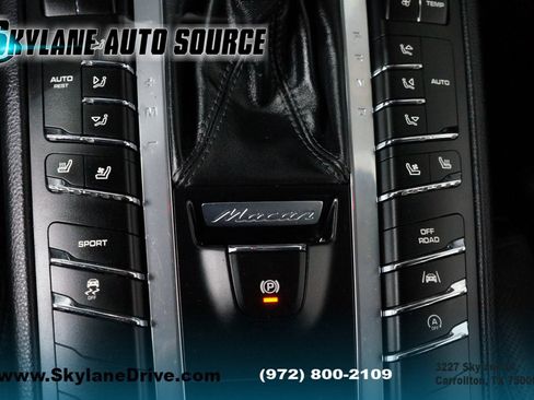 Used 2018 Porsche Macan Sport Edition image 19