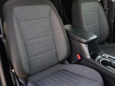 Used 2024 Chevrolet Equinox LT image 17