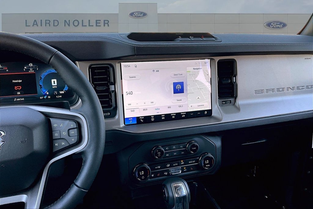 New 2026 Ford Bronco Outer Banks AWD/4WD image 7