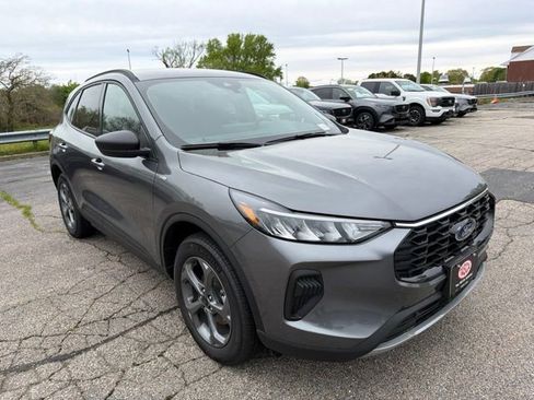 New 2026 Ford Escape ST-Line w/ Tech Pack #1 AWD/4WD image 1